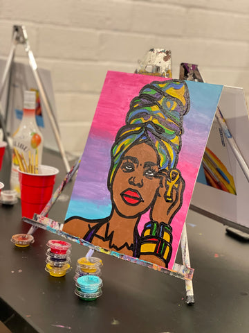 9. Queen E Paint Kit